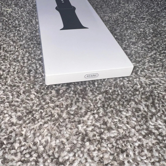 Apple Watch Midnight Sport Band 45mm - Picture 4 of 5